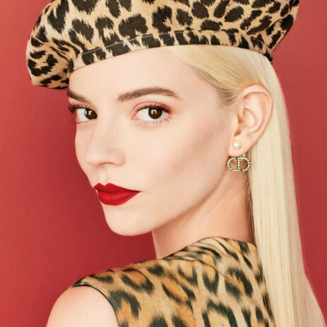 Anya-Taylor-Joy-Dior-Mitzah-Makeup kampania