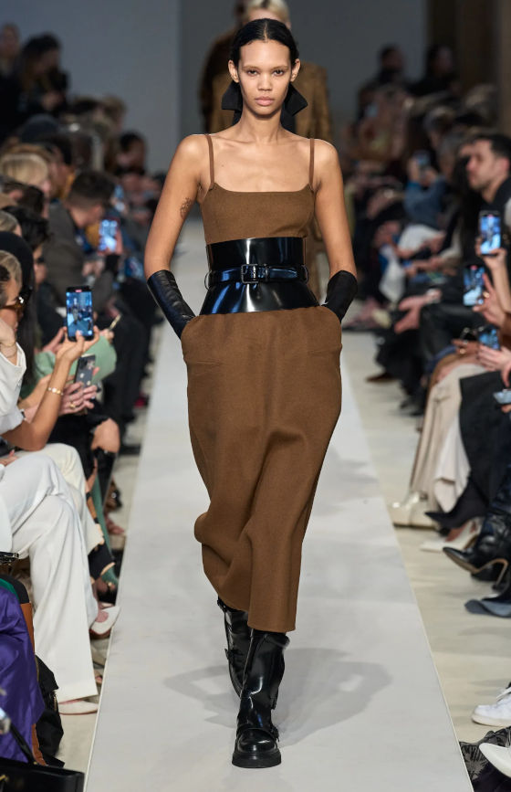 Max Mara trendy moda 2023