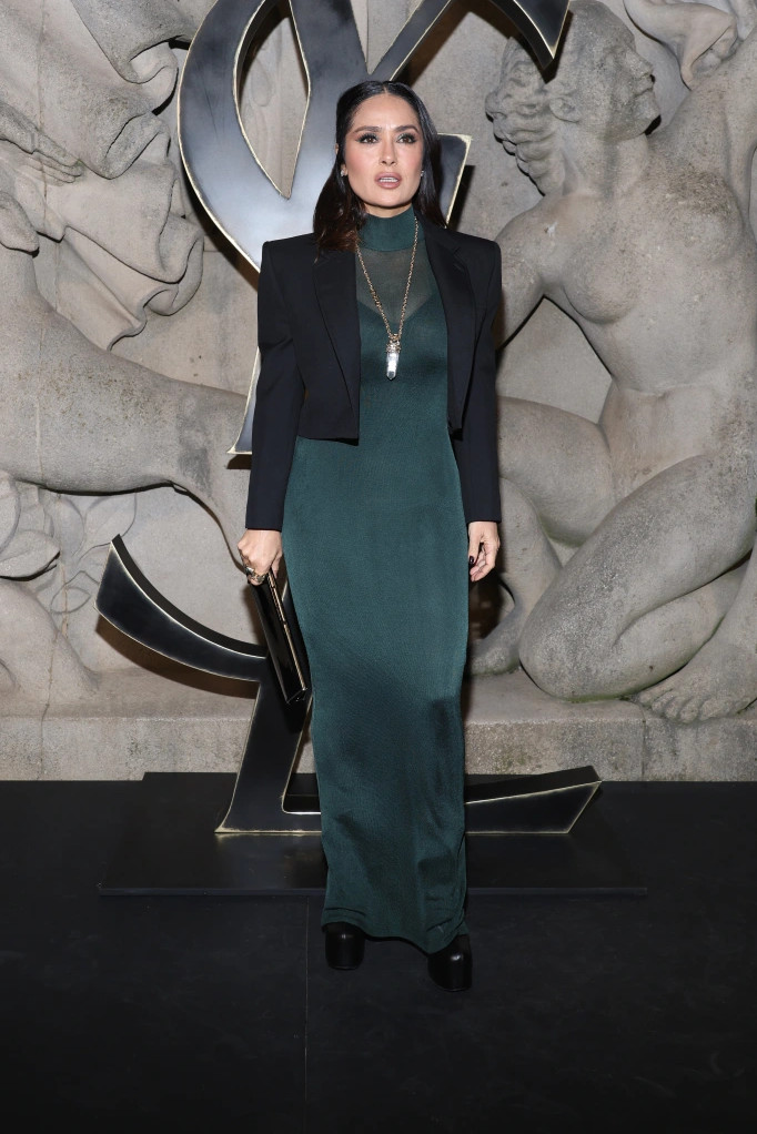 Salma Hayek styl paris fashion week 2023